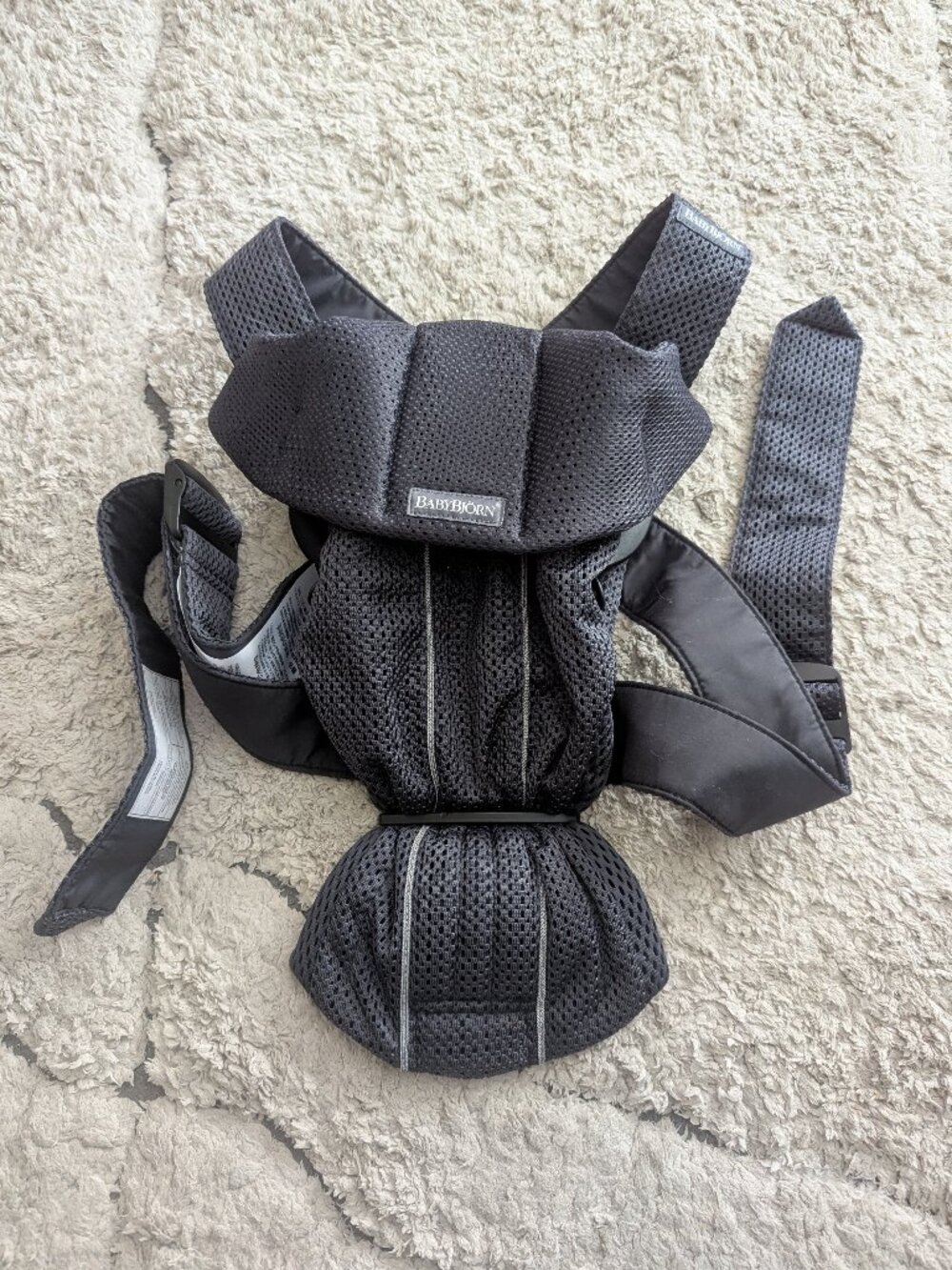 Babybjorn mini mesh carrier